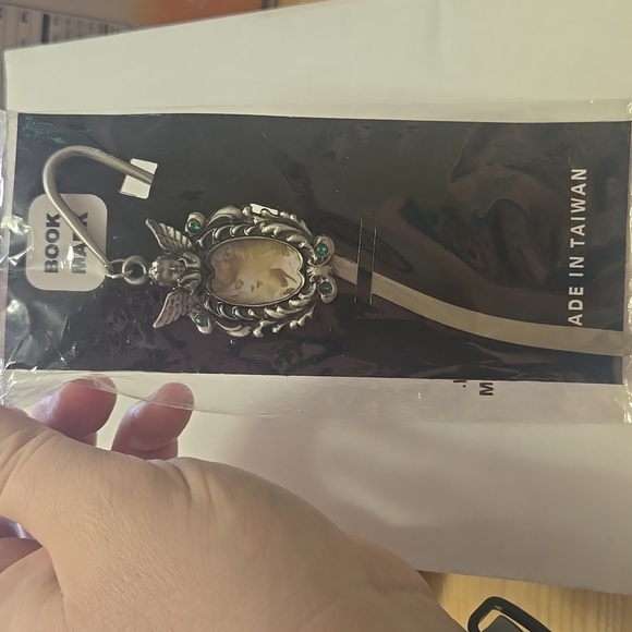 Pewter Bookmark - Green - Picture 1 of 4